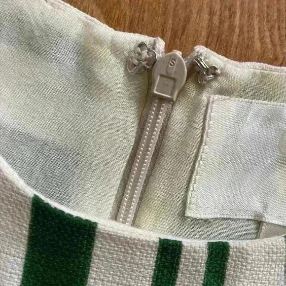 J.O.A Green and white midi wrap dress size Large - Picture 5 of 6